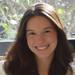Dra. Anna Clara Furtado